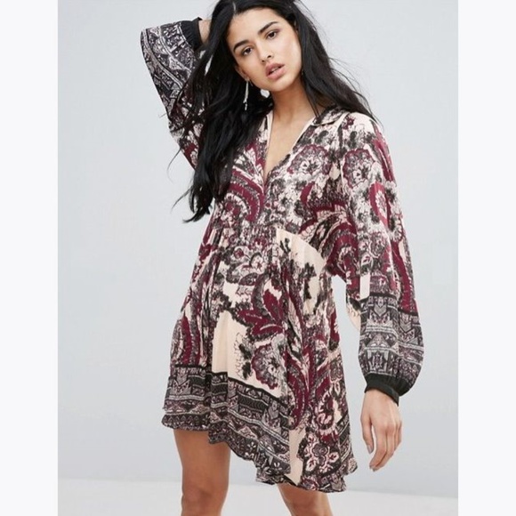 Free People Dresses & Skirts - FREE PEOPLE Say You Love Me Mini Dress sz M [E1]